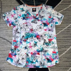 Dickies butterfly 🦋 print scrub top